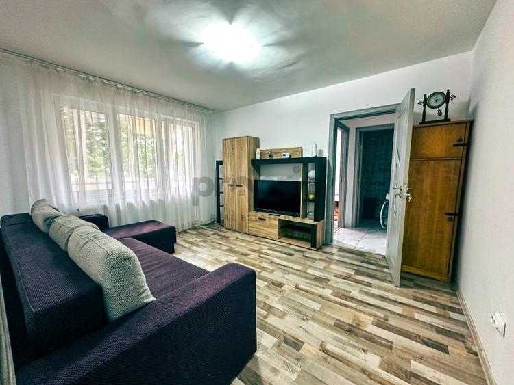 Apartament 2 camere renovat, mobilat și utilat – B-dul Alexandru Vlahuță, Brașov - 1