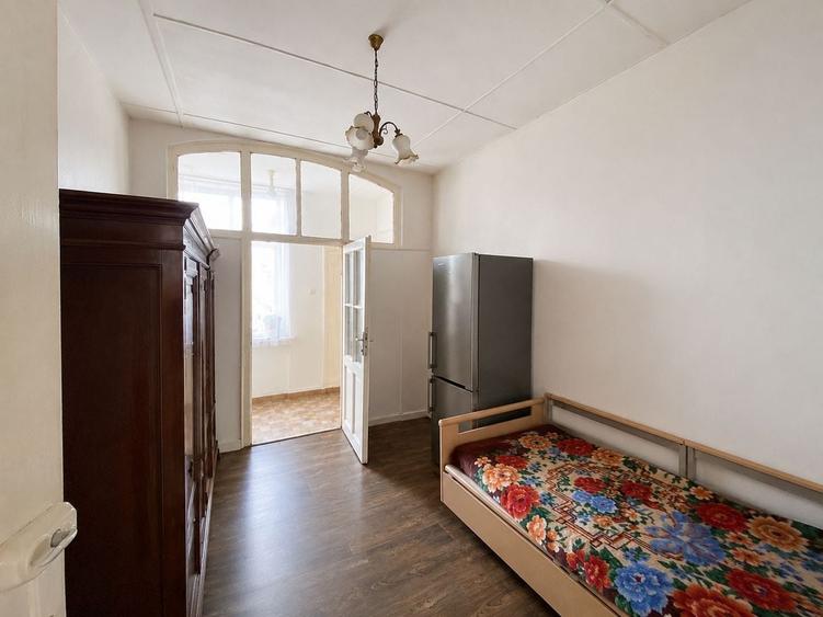 Apartament cu 3 camere circular, mobilat în Traian