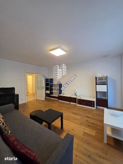 Apartament cu 3 camere decomandat în Iancului