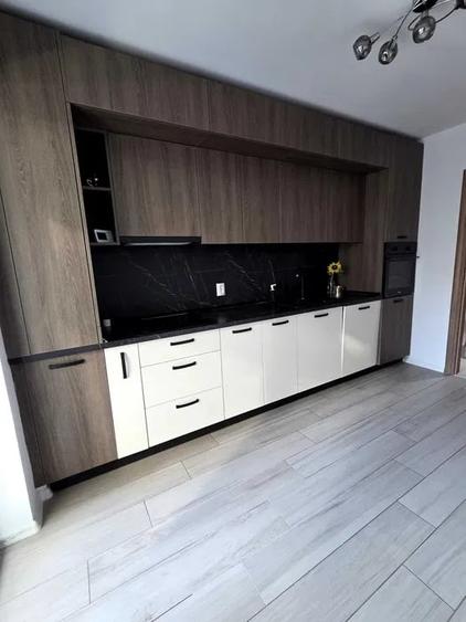 Apartament cu 3 camere decomandat în Ghencea