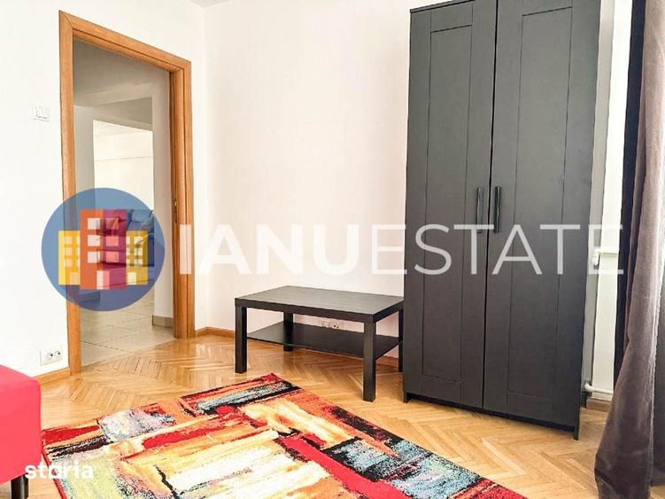 Apartament cu 4 camere decomandat în Romană