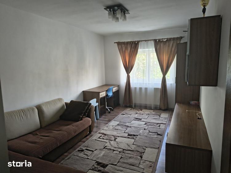 aartament de 3 camere de inchiriat - 1