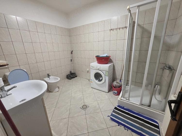 Casă cu 4 camere cu Teren 283 Mp în Brăilița
