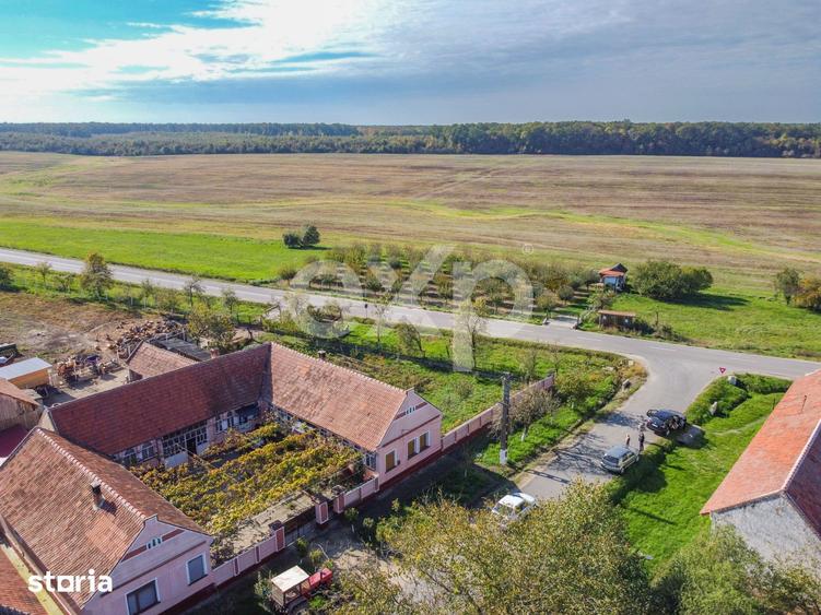 Teren de 1191 mp, în Racovița