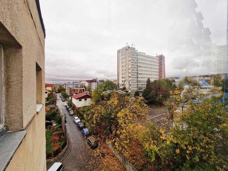 Garsonieră decomandată, mobilată în Zorilor