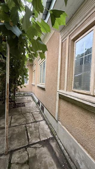 Casă individuală cu 5 camere cu Canalizare în Băneasa