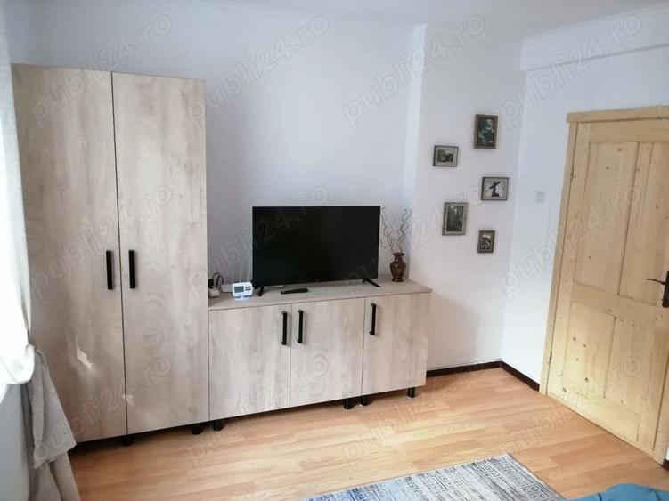 Apartament cu 3 camere în Telecabinei