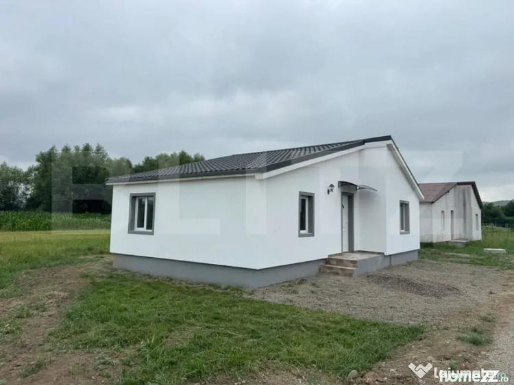 Casă cu 3 camere cu Teren 354 Mp în Suseni