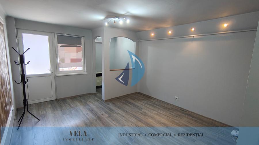Spațiu comercial, de 25 mp, în Central