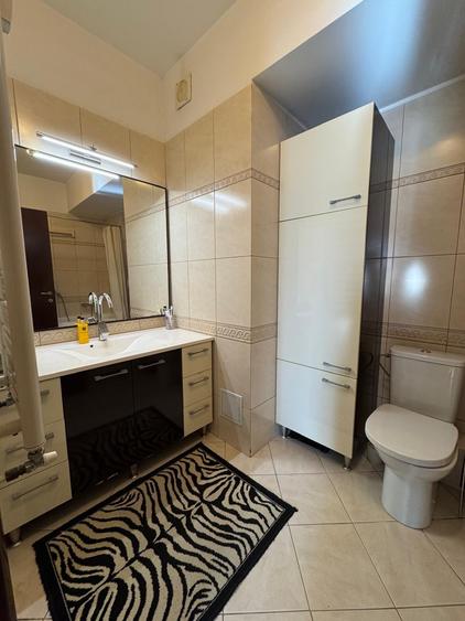 Apartament cu 4 camere decomandat, mobilat în Floreasca