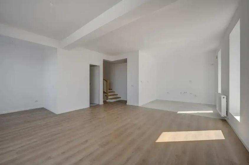 Apartament cu 3 camere decomandat în Nord