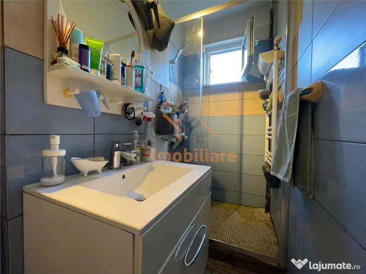 Apartament cu 3 camere semidecomandat în Calea Aradului