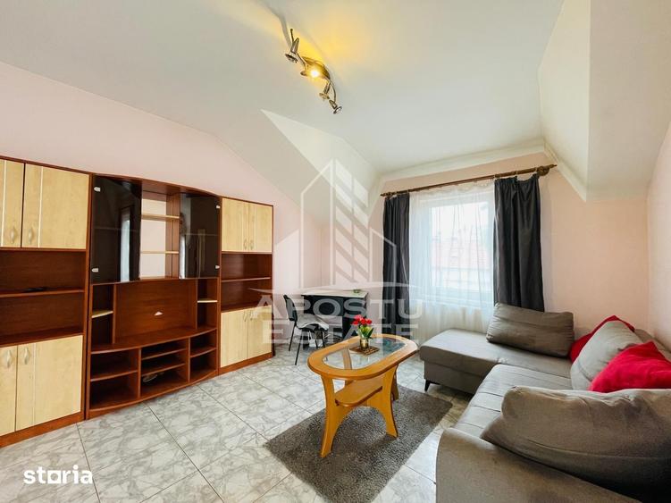 Apartament cu 2 camere, mobilat în Intim