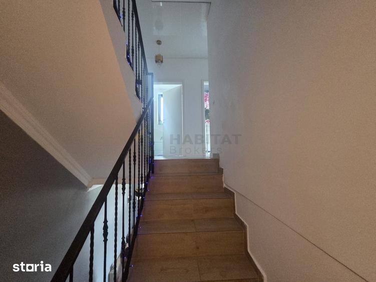 Casă cu 4 camere cu Teren 200 Mp în Central