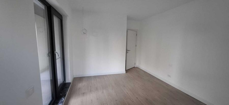 Apartament cu 2 camere decomandat în Cârlig