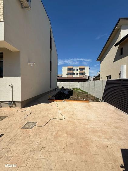 Casă cu 4 camere cu Teren 290 Mp în Prelungirea Ghencea