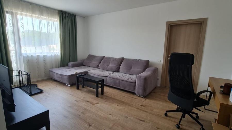 Apartament cu 2 camere decomandat în Băneasa