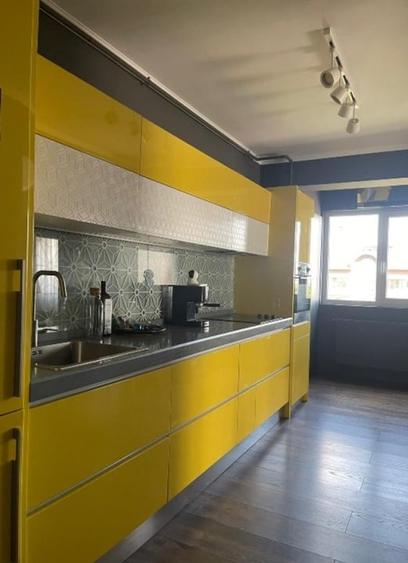 Apartament cu 2 camere semidecomandat, mobilat în Străulești