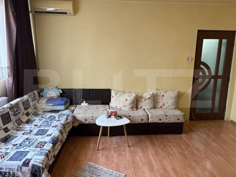 Apartament cu 2 camere semidecomandat, mobilat în Mihai Bravu