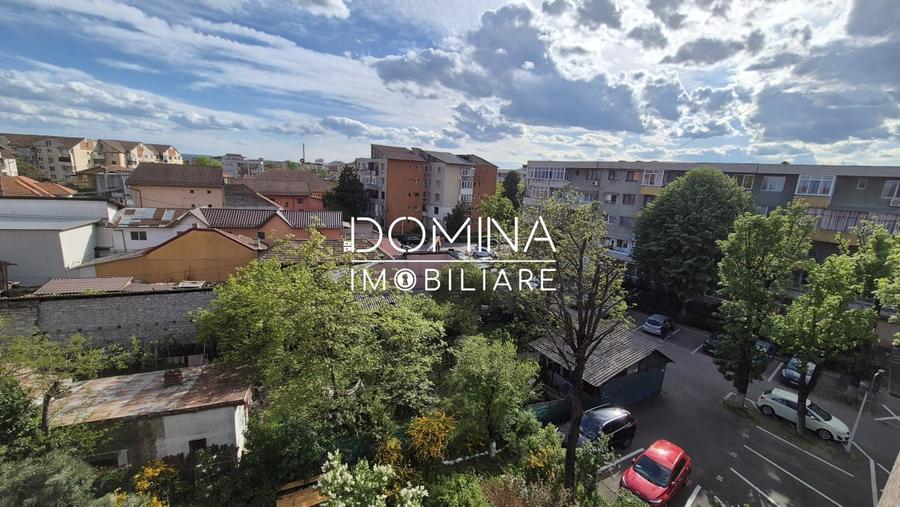 Apartament cu 2 camere decomandat, mobilat în 1 Mai