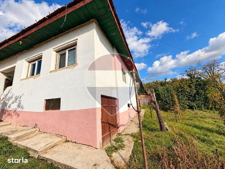 Casă cu 3 camere cu Teren 748 Mp în Central