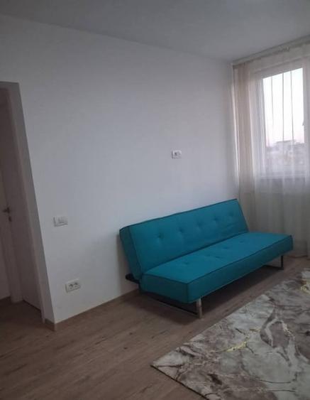 Apartament cu 3 camere semidecomandat, mobilat în Drumul Taberei — fotografia 3
