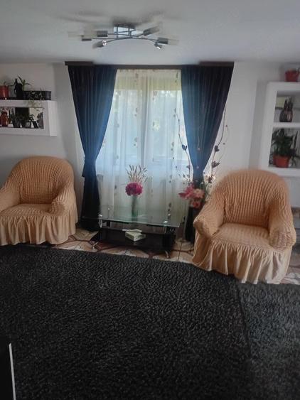 Casă cu 3 camere cu Teren 700 Mp în Tătărași