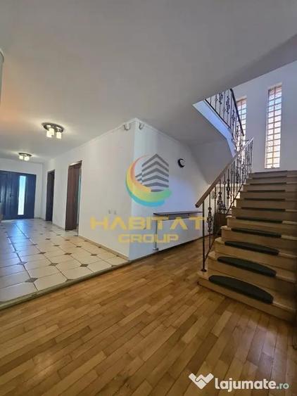 Casă cu 5 camere cu Teren 500 Mp în Central