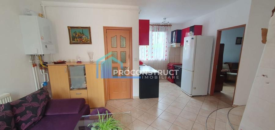 Casă individuală cu 3 camere cu Canalizare în Lipovei