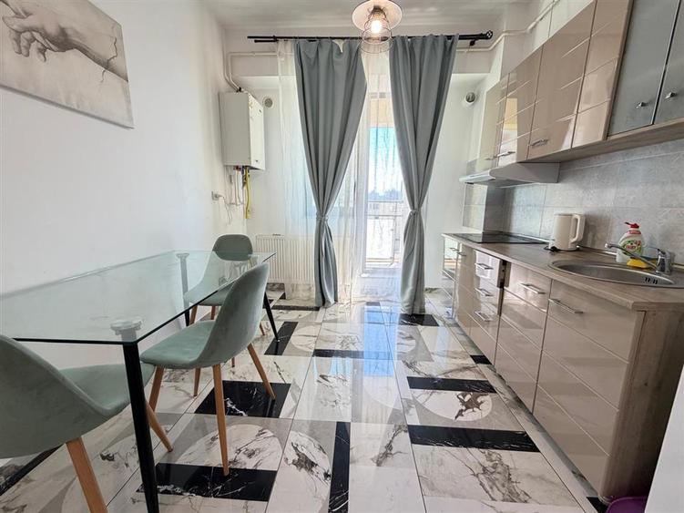 Apartament cu 2 camere decomandat în Ultracentral