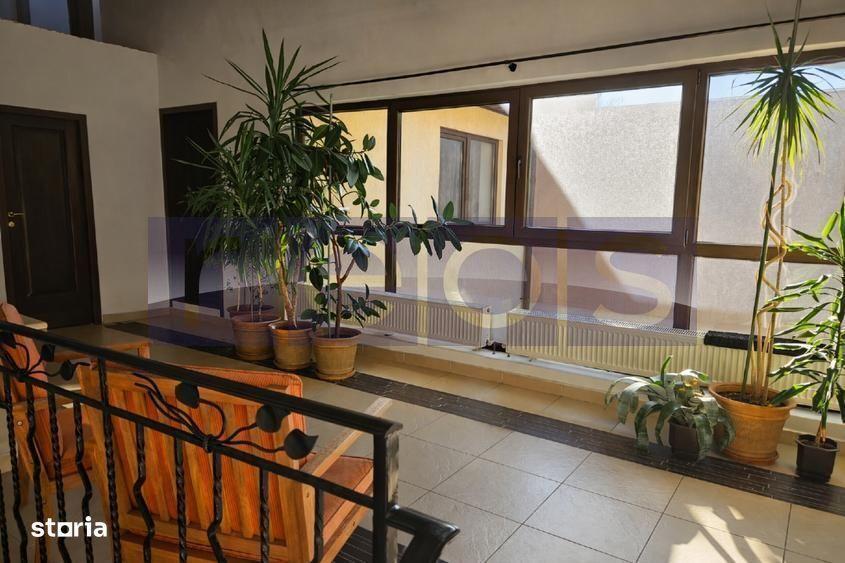 Casă cu 5 camere cu Teren 300 Mp în Grivița