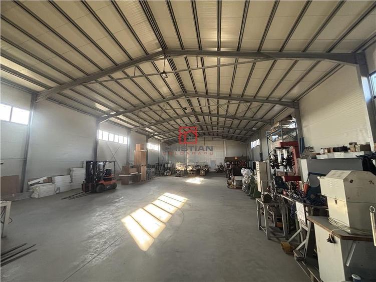 Spațiu comercial, de 600 mp, în Bolintin-Deal