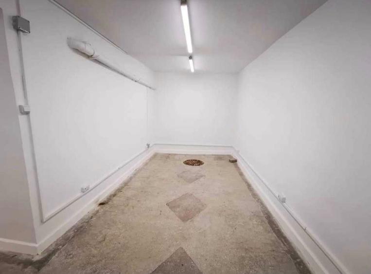 Spațiu comercial, de 90 mp, în Calea București