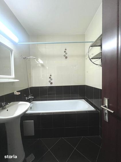 Garsoniera 25mp zona Unitatea Militara mobilata 36000eur neg - 9