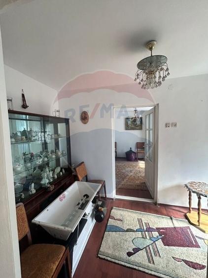 Casă individuală cu 4 camere cu Teren 174 Mp în Gheorghe Doja