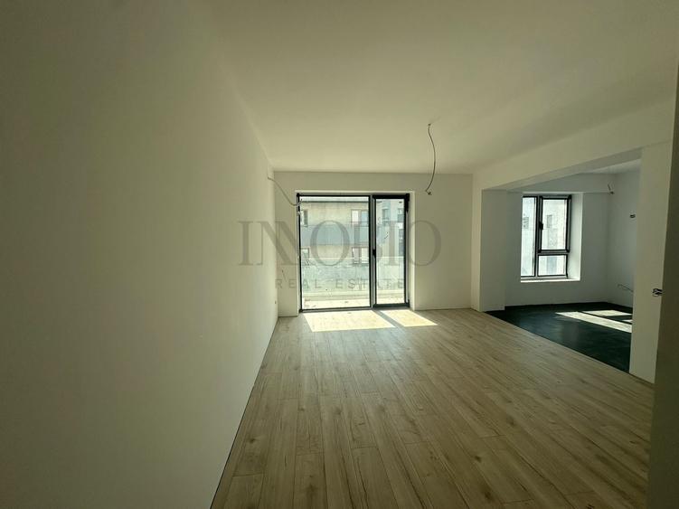 Apartament cu 2 camere semidecomandat în Sisești