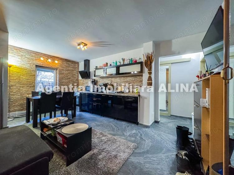 Apartament cu 2 camere decomandat în Gojdu