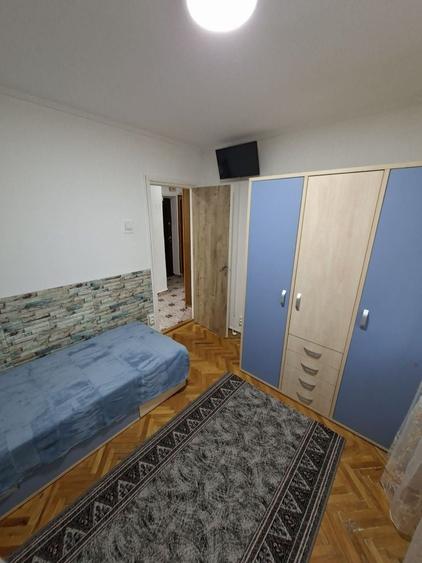 Apartament cu 2 camere decomandat în Dacia