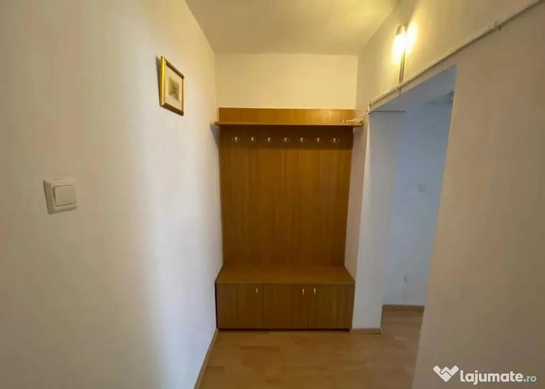 Apartament cu 2 camere semidecomandat în Scriitorilor