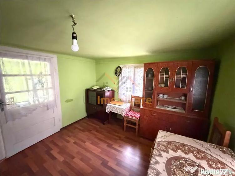 Casă cu 4 camere cu Teren 2846 Mp în Călățea