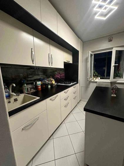 Apartament cu 2 camere decomandat în Ozana