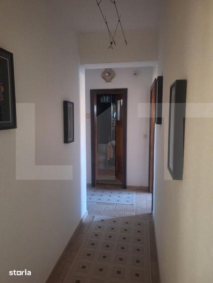Apartament cu 4 camere decomandat în Girocului