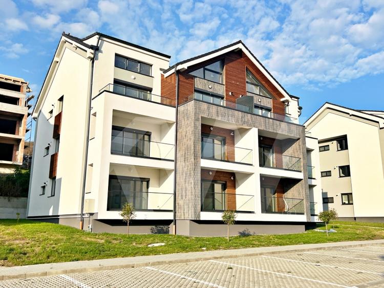 Apart. cu 2 cam. pe două nivele, cu logie. Vilă design modern în Cristian-Sibiu - 12