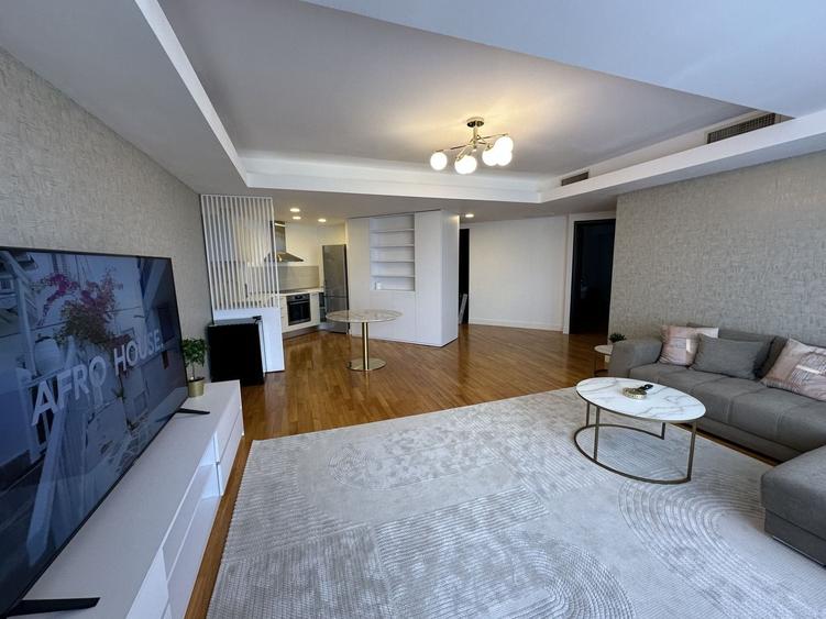 Apartament cu 3 camere decomandat, mobilat în Herăstrău — fotografia 1