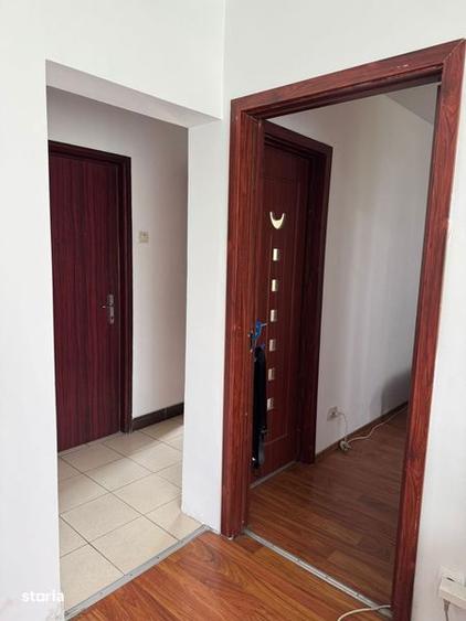 Apartament cu 3 camere în Gara de Nord