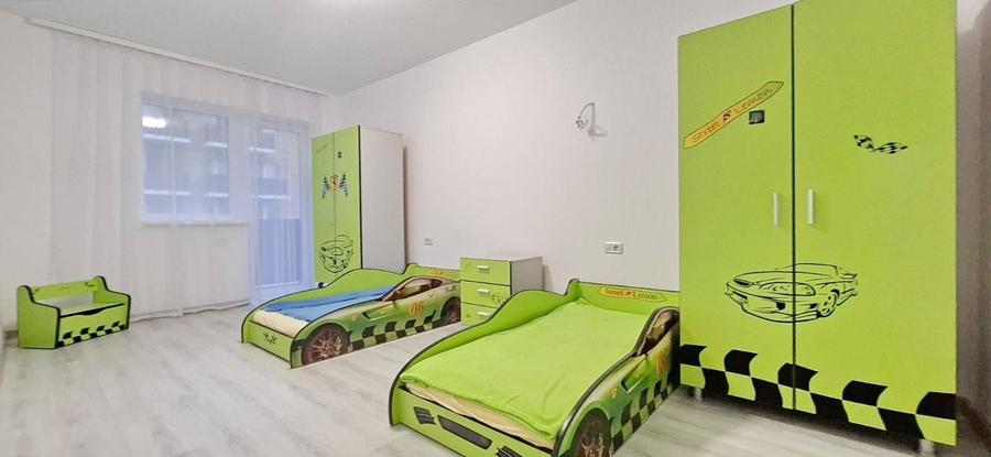 Apartament cu 3 camere decomandat în Sânpetru
