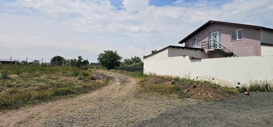 Teren Construcții intravilan de 400 mp, în Exterior Est