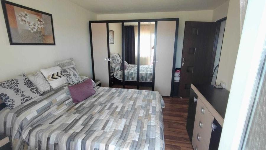 Apartament cu 3 camere decomandat în Balotești