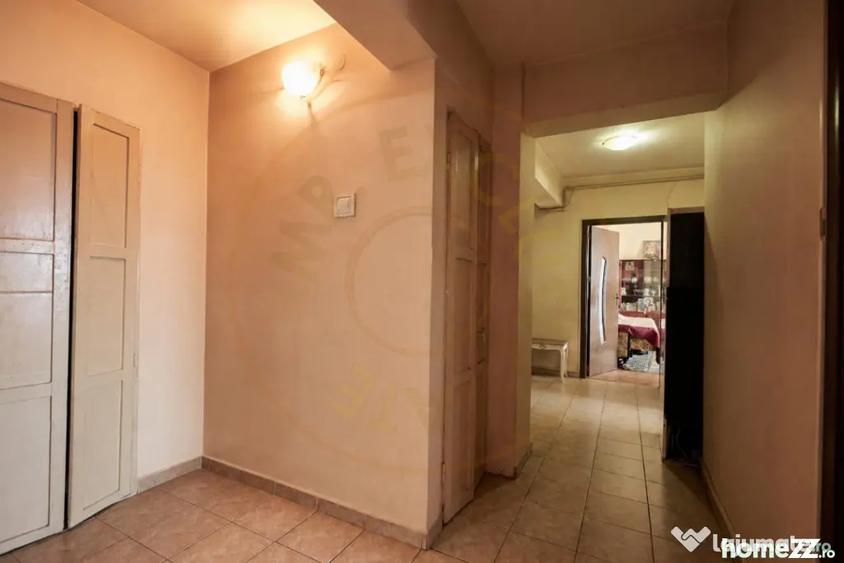 Apartament cu 3 camere - CENTRAL, zona 1 Mai, Pitesti - 2