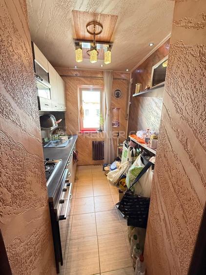 Apartament cu 3 camere în Mircea cel Bătrân